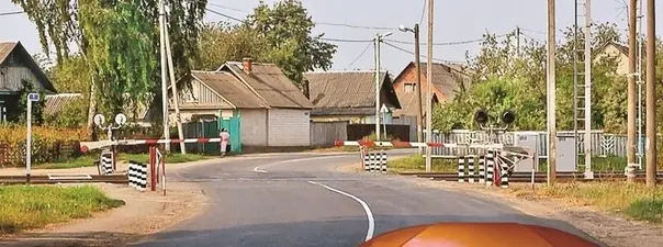 Дорожная ситуация к вопросу 16 билета ПДД №24