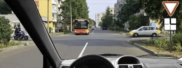 Дорожная ситуация к вопросу 15 билета ПДД №26