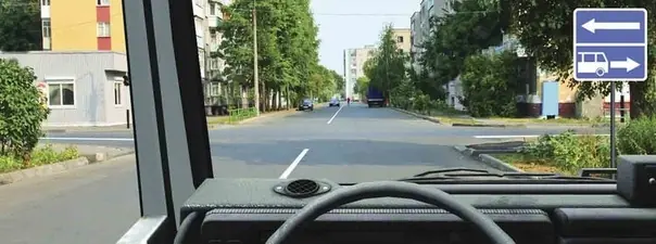 Дорожная ситуация к вопросу 3 билета ПДД №12