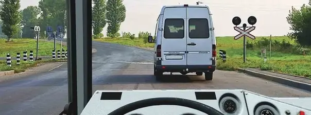 Дорожная ситуация к вопросу 11 билета ПДД №21